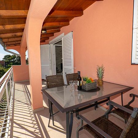 Seaview & Balcony Apartment Petra Jadrija Exterior foto