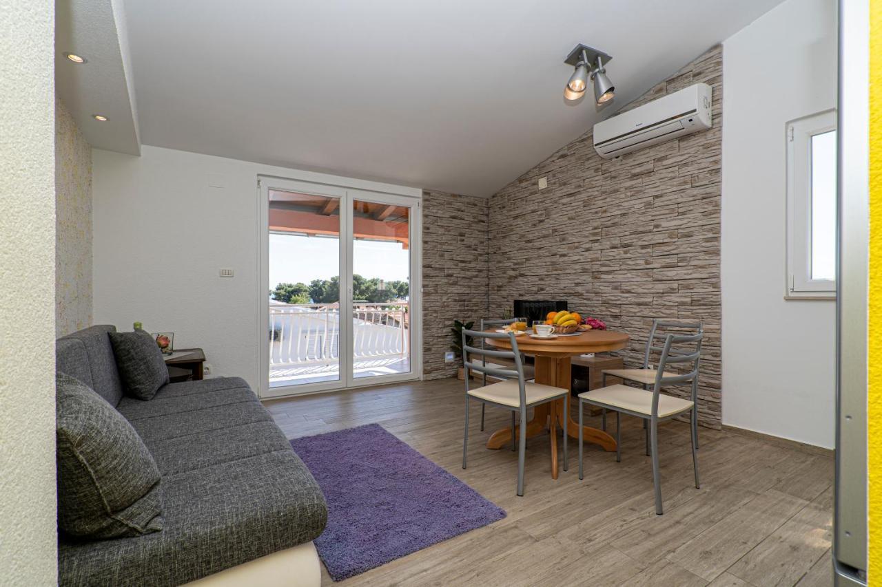 Seaview & Balcony Apartment Petra Jadrija Exterior foto